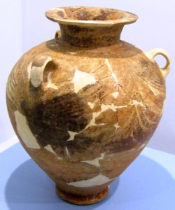 Minoan amphora