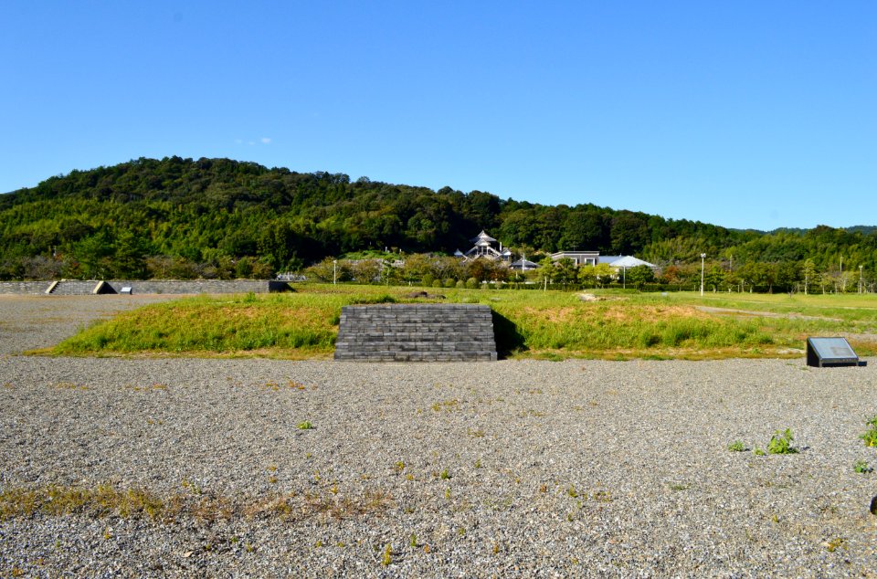 Mino Kokubunji-ato, tou-ato-1