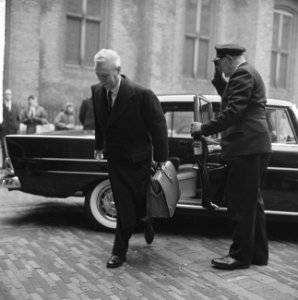 Ministersconferentie van de West Europese Unie in Den Haag begonnen Aankomst Co, Bestanddeelnr 915-6685