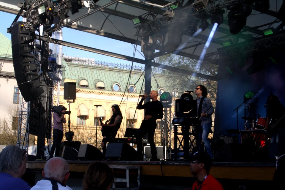 Minus One - Eurovision - Kungsträdgården 1