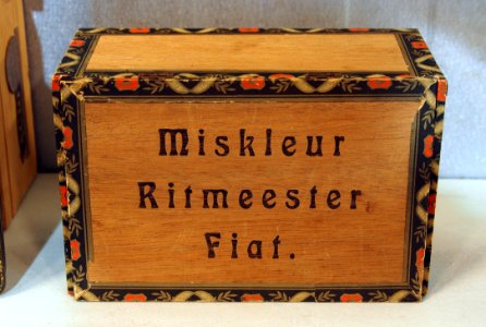 Miskleur Ritmeester Fiat sigaren kistje