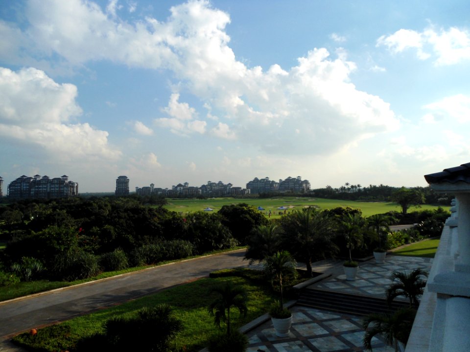 Mission Hills Haikou - course in front of clubhouse - 04