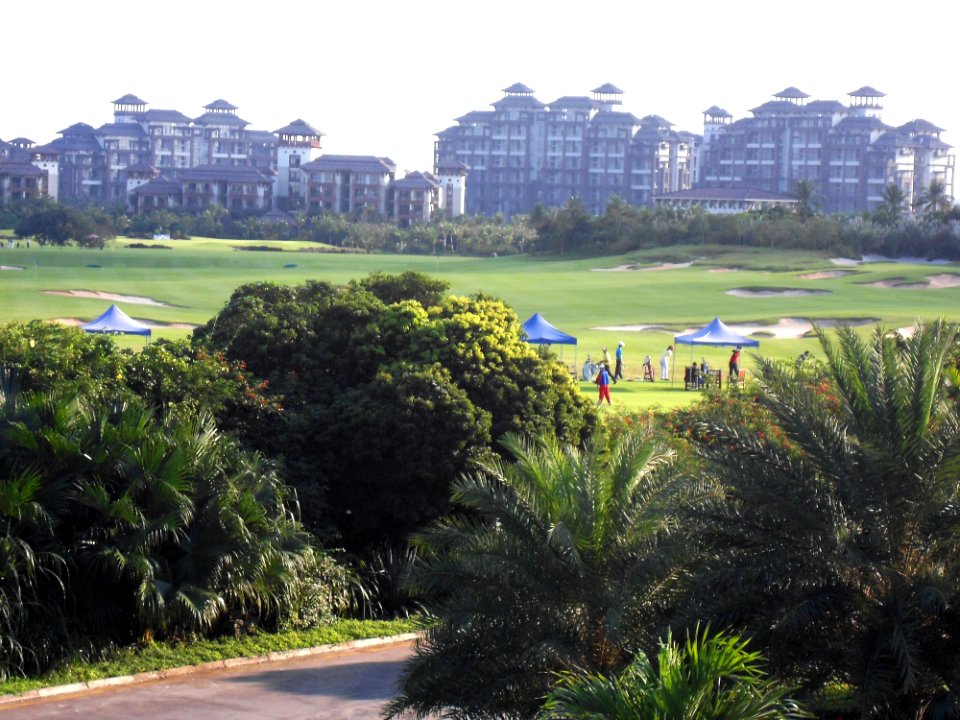 Mission Hills Haikou - course in front of clubhouse - 05