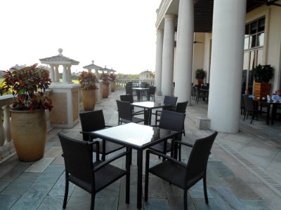 Mission Hills Haikou - clubhouse patio - 01
