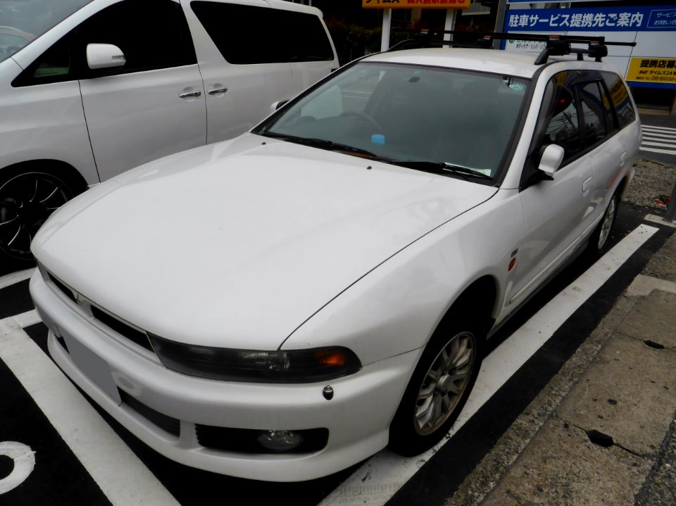 Mitsubishi LEGNUM ST 4WD GDI (EC7W) front