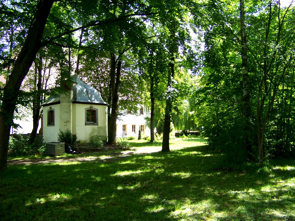 Mitterharthausen-Gartensalettl