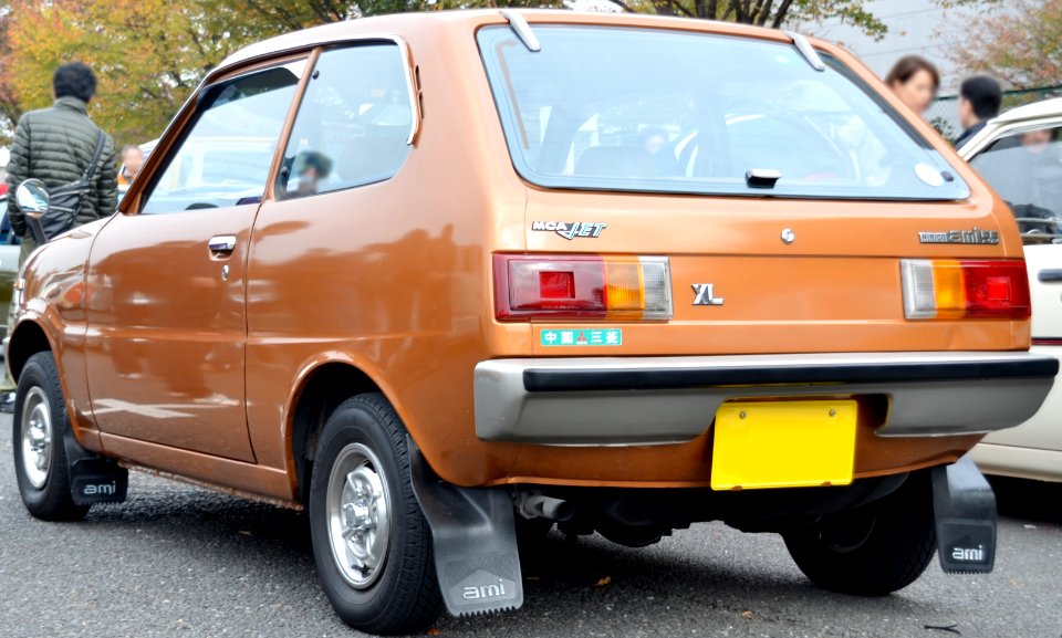 Mitsubishi Minica Ami 55 XL rear