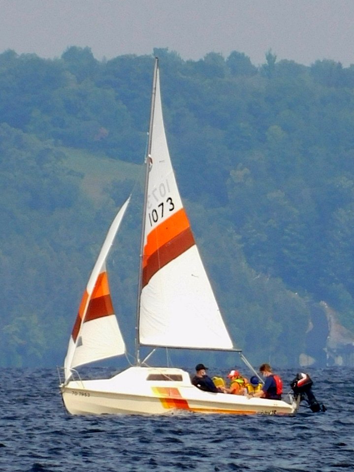 Mistral 16 sailboat sail number 1073 4909