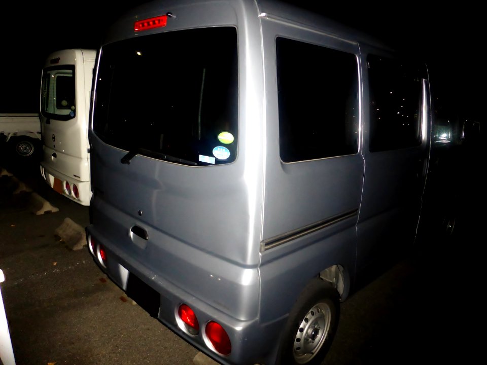 Mitsubishi MINICAB (U61V) & Nissan CLIPPER VAN (U71V) at night rear