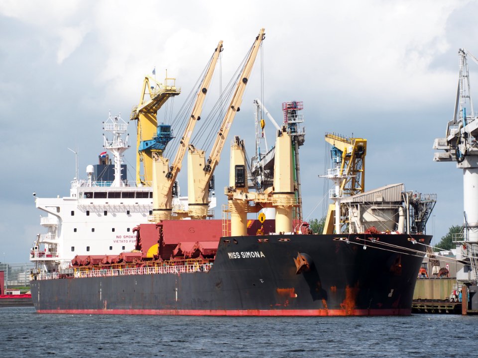MISS SIMONA - IMO 9481946 - Callsign IBRX pic2