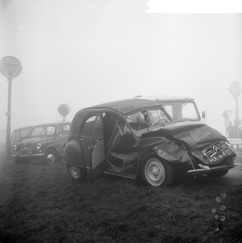 Mist, verkeersongevallen, wrakken, Bestanddeelnr 918-3152