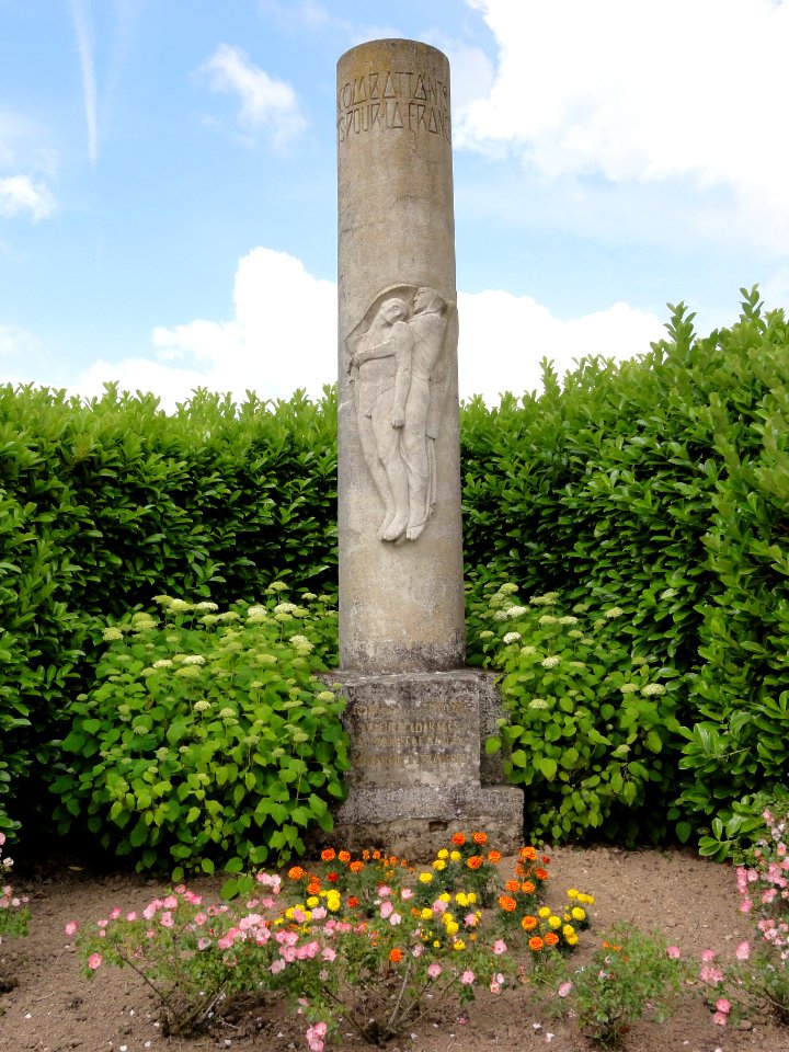 Missy-aux-Bois (Aisne) monument aux morts