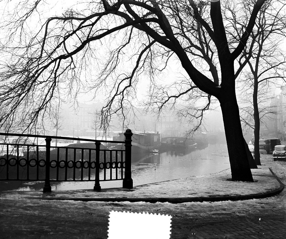 Mist, sneeuw en vorst in Amsterdam (grachten), Bestanddeelnr 906-9568
