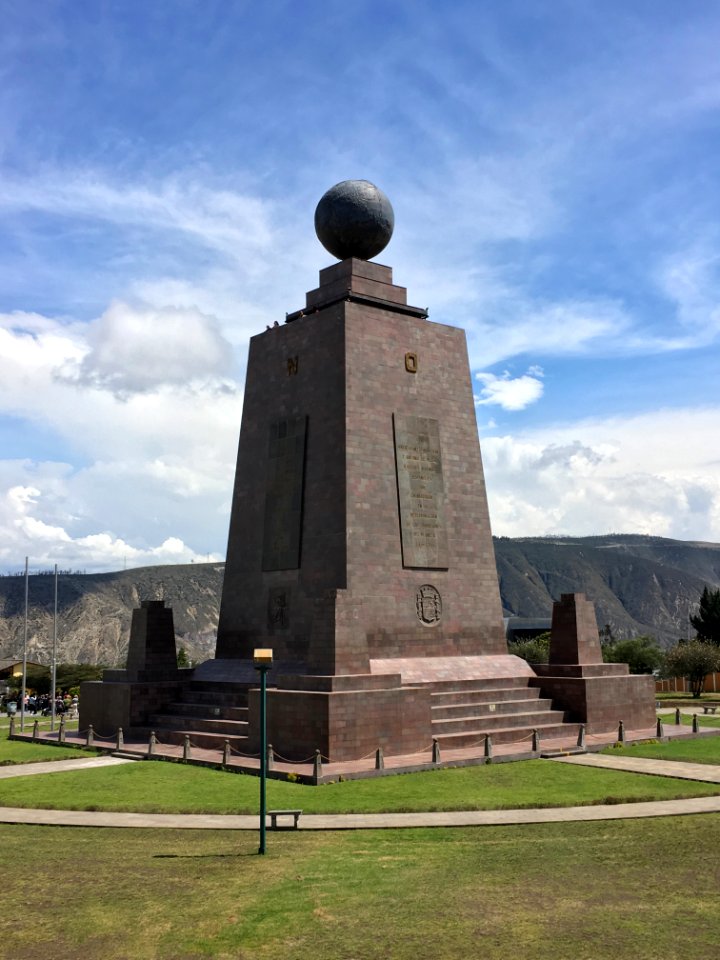 Mitad del Mundo 05