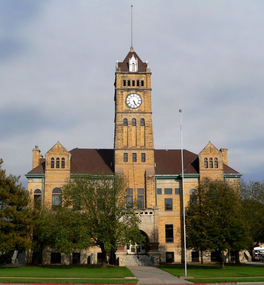 Mitchell County, Kansas courthouse from W 1