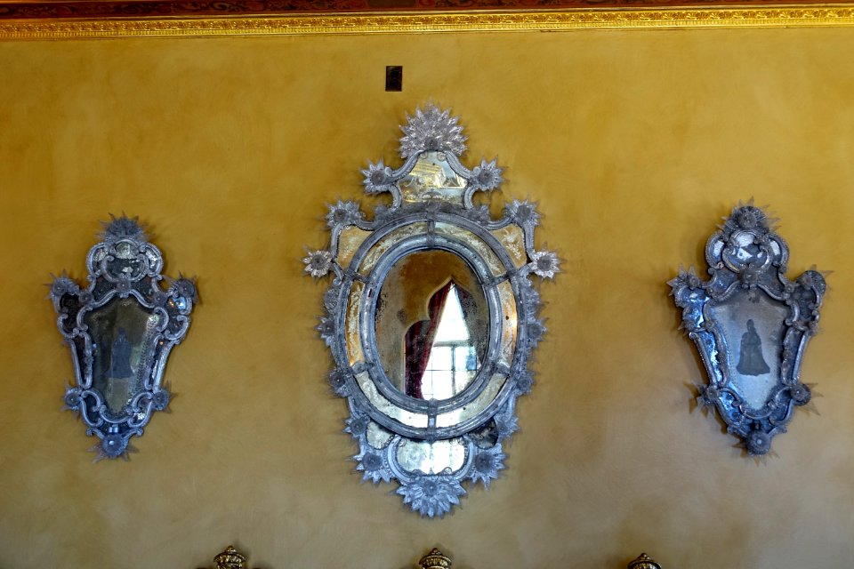 Mirror and decorations - Cà d'Zan - John and Mable Ringling Museum of Art - Sarasota, FL - DSC00254