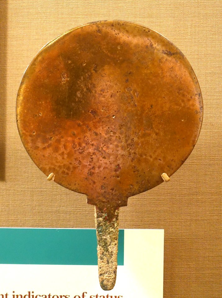 Mirror, Khorsabad, Citadel, residence K, room 66, Neo-Assyrian period, 900-612 BC, bronze - Oriental Institute Museum, University of Chicago - DSC07309