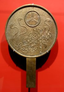 Mirror by Fujiwara Mizunaga, Japan, c. 1850 AD, silvered bronze - Hessisches Landesmuseum Darmstadt - Darmstadt, Germany - DSC00665