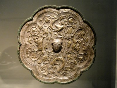 Mirror, lobed with birds, animals, and floral scrolls, Tang dynasty, 7th-th century AD - Freer Gallery of Art - DSC05647