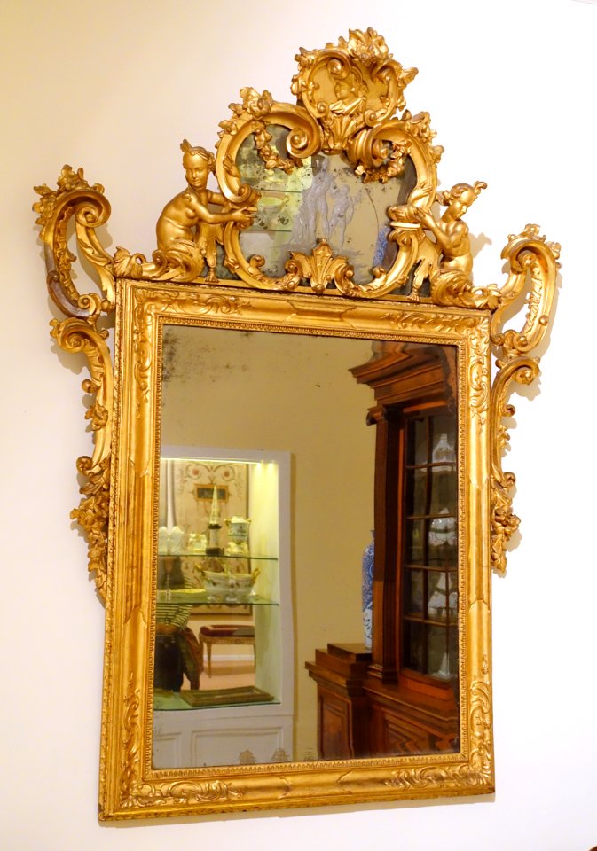 Mirror, unidentified - Museo Nacional de Artes Decorativas - Madrid, Spain - DSC08366
