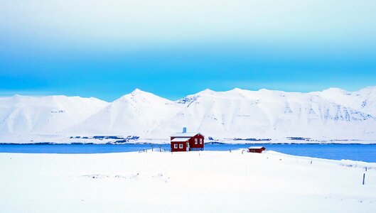 Cottage cabin mountains photo