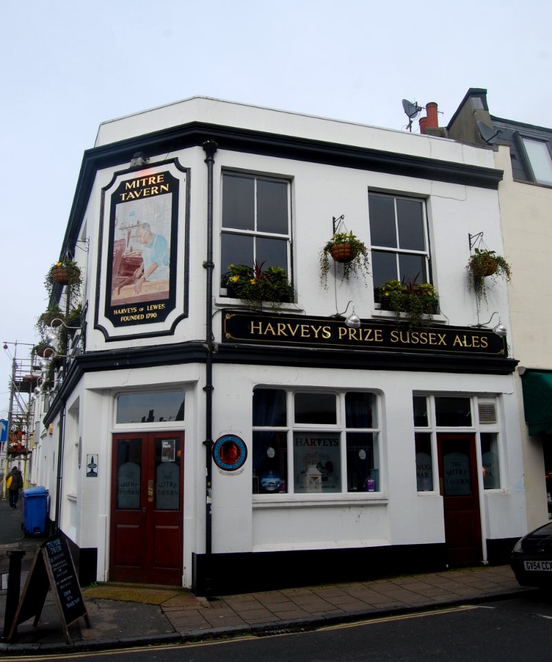 Mitre Tavern, 13 Baker Street, Brighton (February 2020) (1)