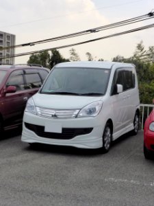Mitsubishi DELICA D2 S (MB15S) front