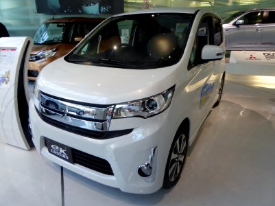Mitsubishi eK CUSTOM G e-ASSIST (B11W) front