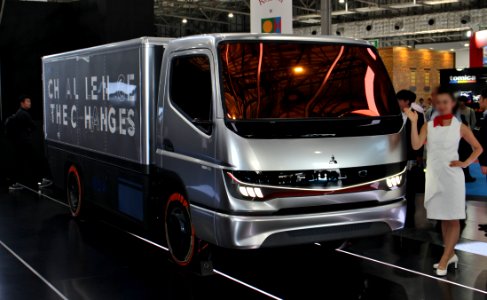 Mitsubishi Fuso Vision F-Cell