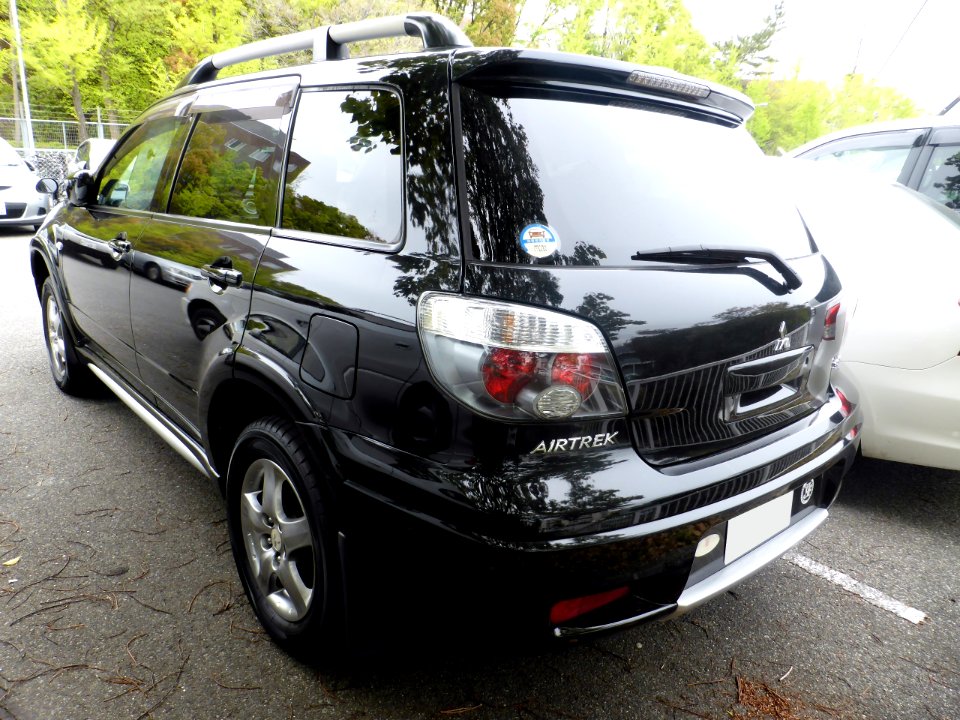 Mitsubishi AIRTREK SPORTSGEAR (CU5W) rear