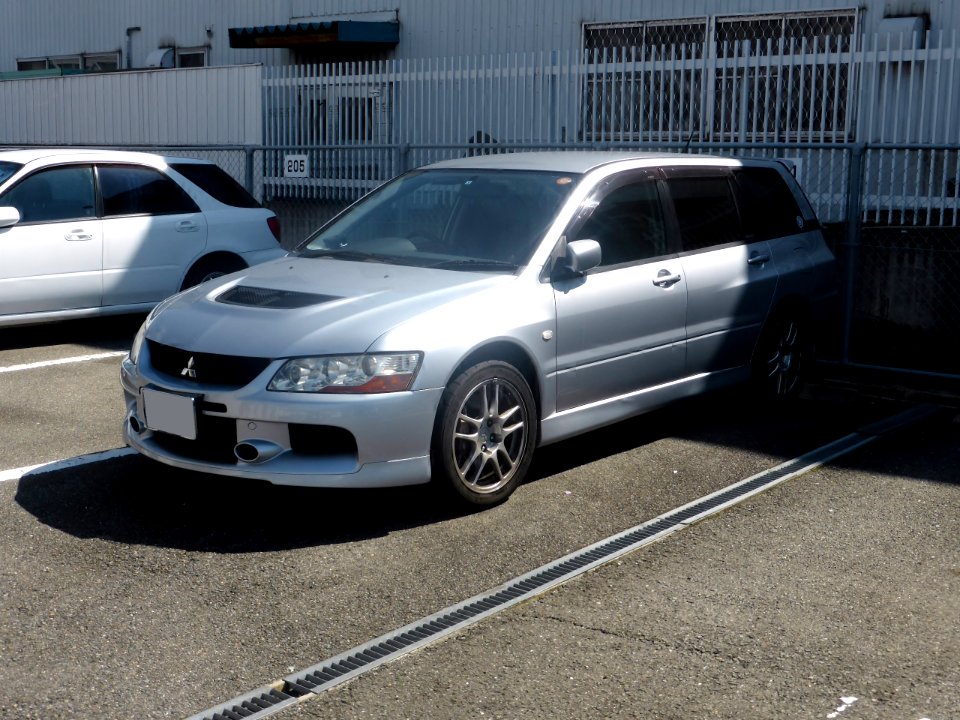 Mitsubishi Lancer Evolution Wagon GT-A (CT9W) front