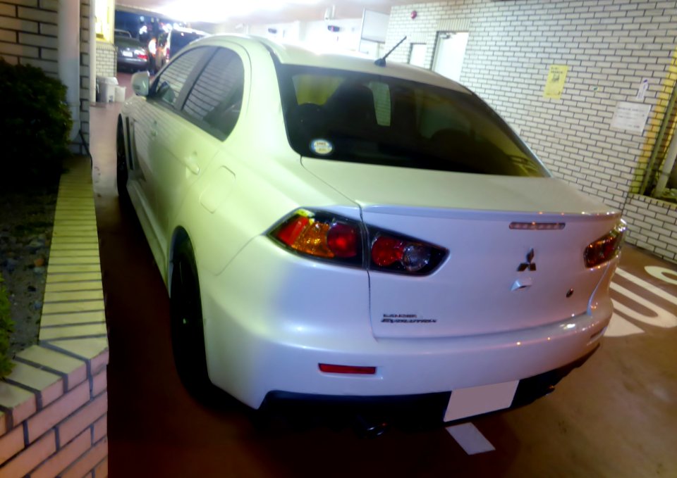 Mitsubishi Lancer Evolution X without rearwing rear