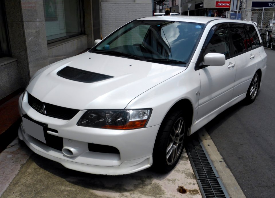 Mitsubishi LANCER Evolution WAGON MR GT-A (CT9W) front