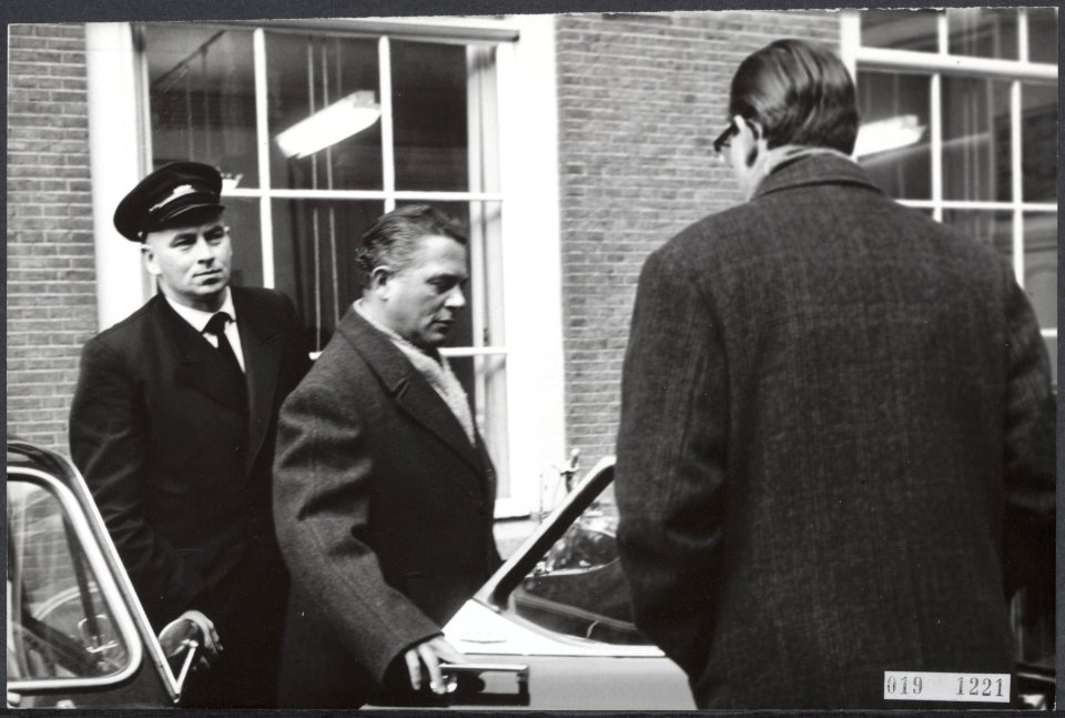 Minister-presidenten, Marijnen, Victor, Bestanddeelnr 019-1221