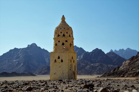 Building egypt the bedouin