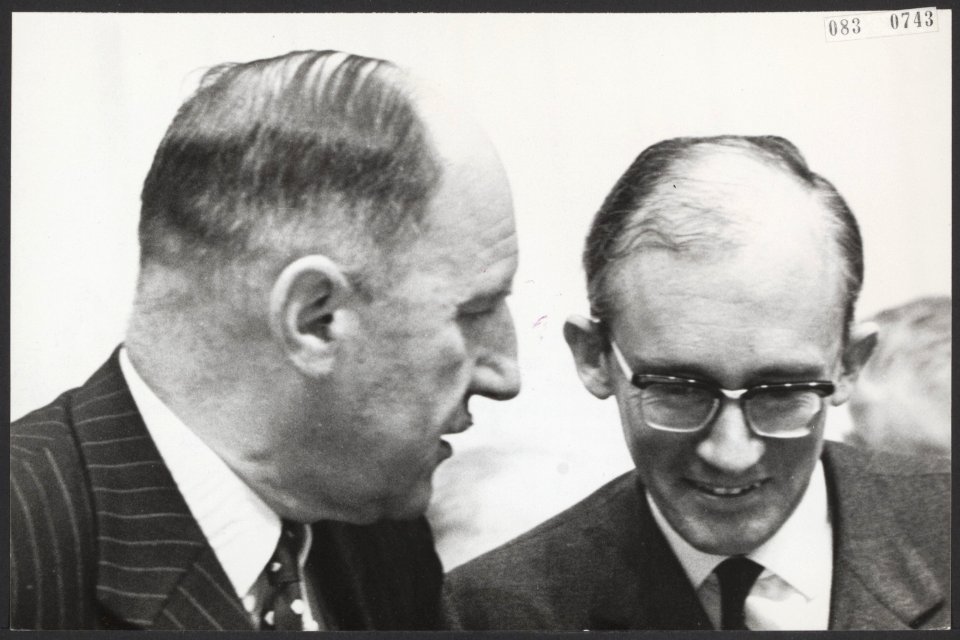 Ministers, gesprekken, Luns, JAMH, Witteveen, Johan, Bestanddeelnr 083-0743