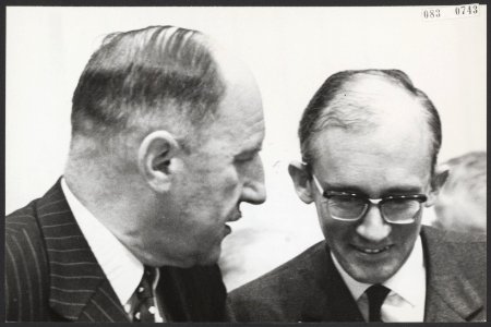 Ministers, gesprekken, Luns, JAMH, Witteveen, Johan, Bestanddeelnr 083-0743