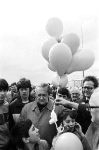 Minister Zeevalking verricht opening van Gaasperdammerweg en de aansluiting op d, Bestanddeelnr 932-0777