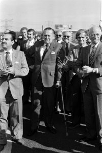 Minister Zeevalking opent de weg, Bestanddeelnr 931-7147
