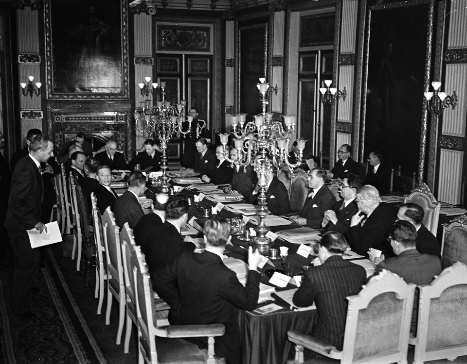 Minister van Verediging van Nederland (Schokking) Frankri jk (J. Ramadier) Engel, Bestanddeelnr 934-6965