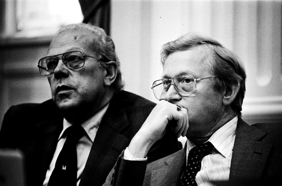 Ministers Albeda (links) en Andriessen, Bestanddeelnr 930-3238
