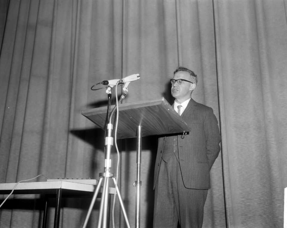 Ministers, openingen, universiteiten, Bestanddeelnr 919-6757