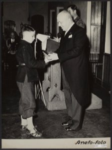 Ministers, onderscheidingen, ZOONS, Boerema D., Staf, Kees, Bestanddeelnr 092-1398