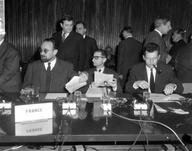 Ministerraad van de EEG te Brussel bijeen gekomen, de Franse Minister van Landbo, Bestanddeelnr 915-9114