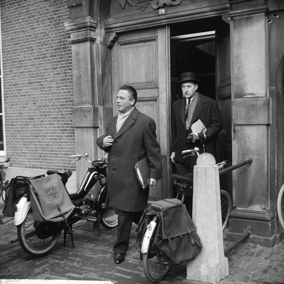 Ministerraad vergaderde te Den Haag , minister president Marijnen, Bestanddeelnr 916-0263