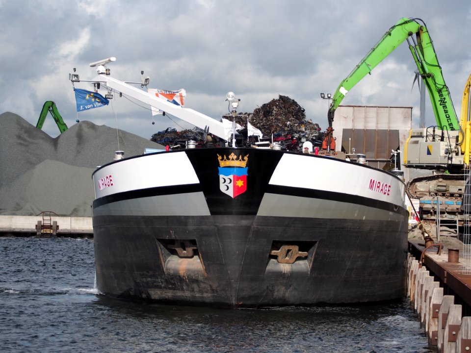 Mirage, ENI 02325357 at the Zueshaven, Port of Amsterdam