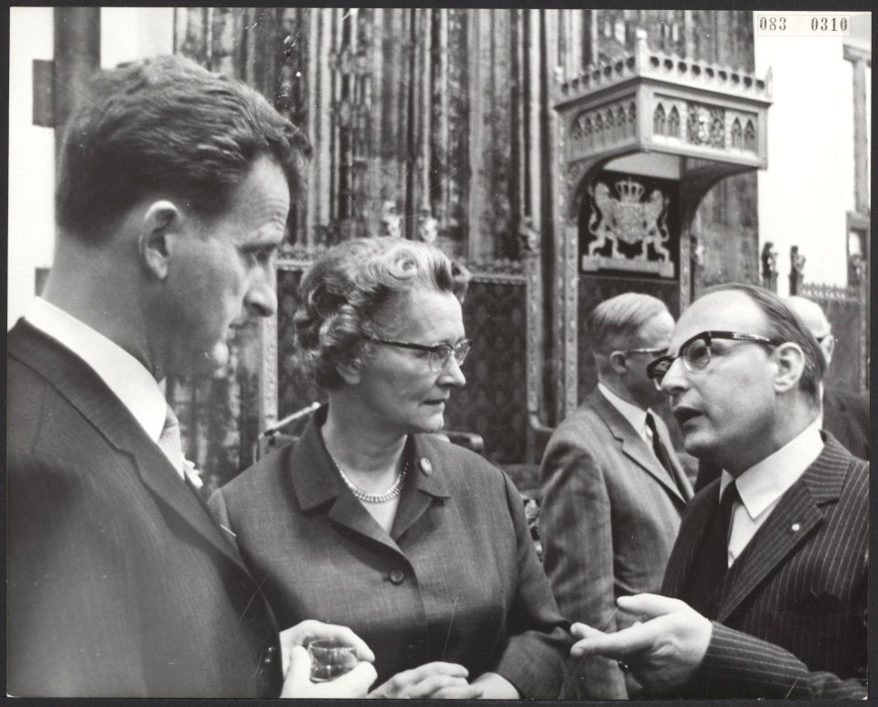Ministers, recepties, journalisten, Janse Nederlandse Vereniging van Journaliste, Bestanddeelnr 083-0310