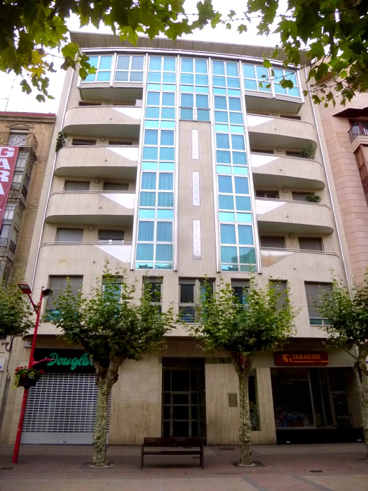 Miranda de Ebro - Calle de la Estación 04