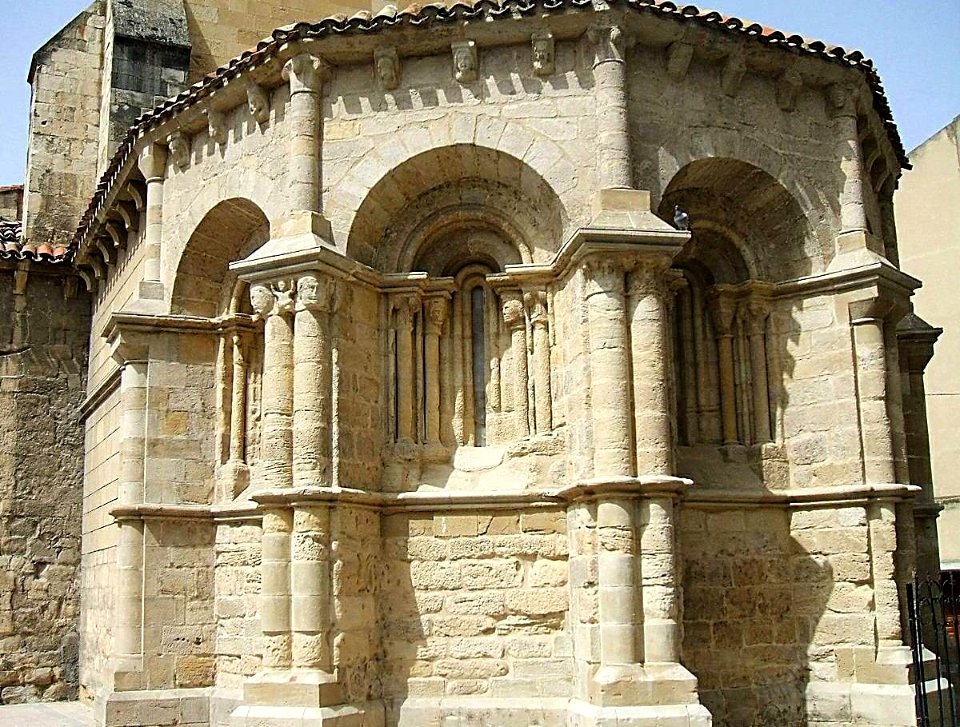 Miranda de Ebro - Iglesia del Espiritu Santo 04b