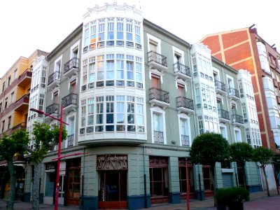 Miranda de Ebro - Edificio en Antonio Machado 1